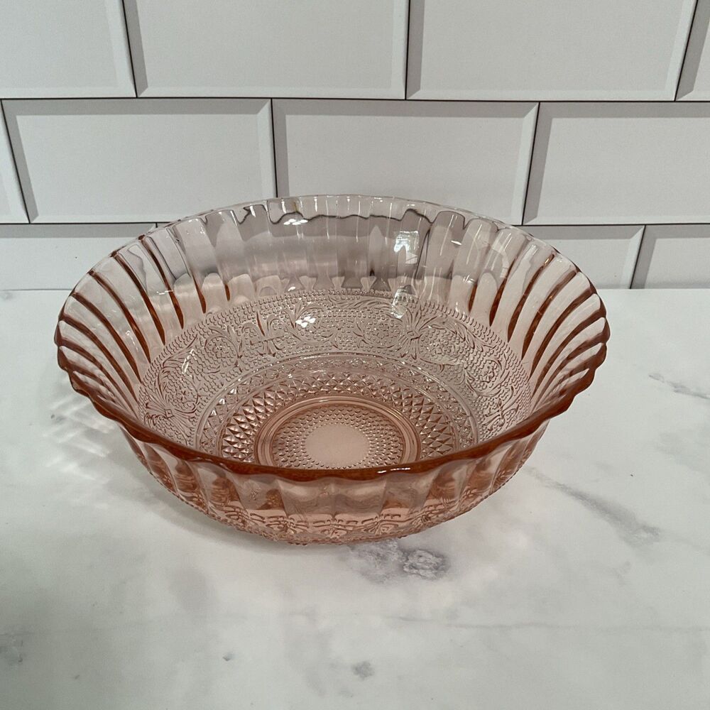 VTG KIG Pink Depression Glass Fluer De Lis Trellis Diamond 7” Bowl Indonesia
